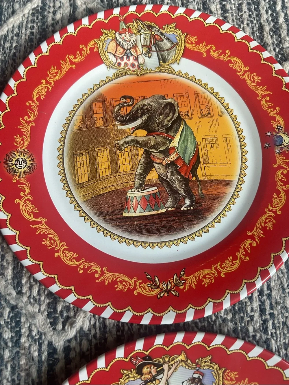Restoration Hardware Vintage Collectible Antique Circus Animal Tin 4 Set Plates